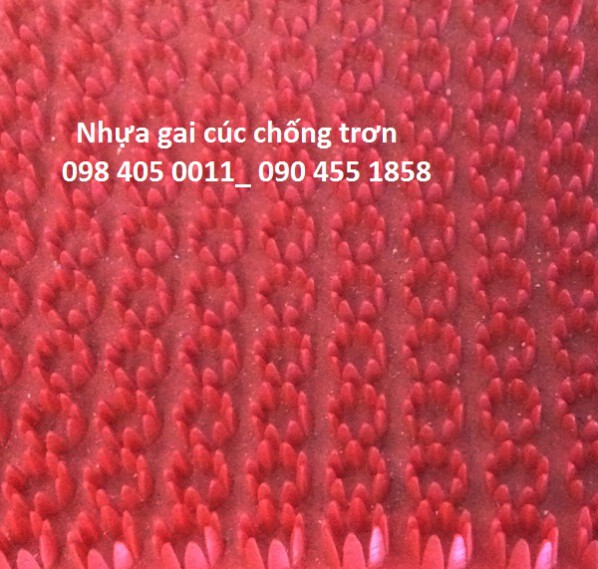 Nhựa gai cúc màu đỏ chống trơn ngoài trời giá rẻ 098 405 0011