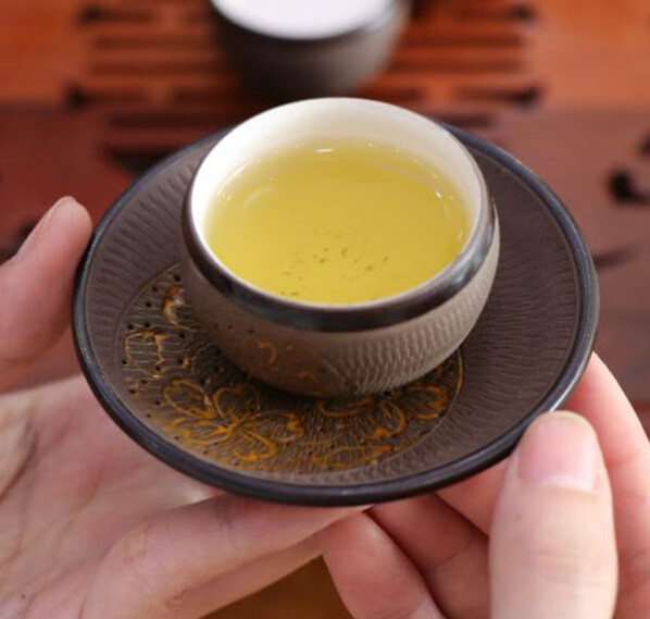 Trà xanh Thái Nguyên 500g – Lựa chọn số 1 cho người sành trà